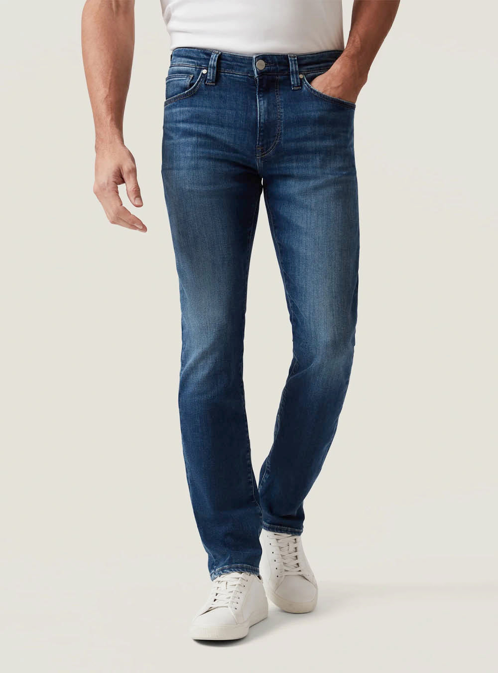 34 Heritage Courage Straight Leg Jeans - Dark Brushed Organic Ultra