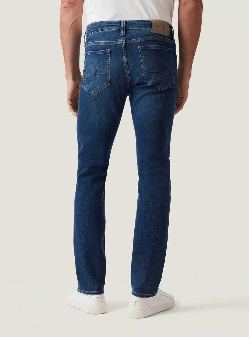 34 Heritage Courage Straight Leg Jeans - Dark Brushed Organic Ultra