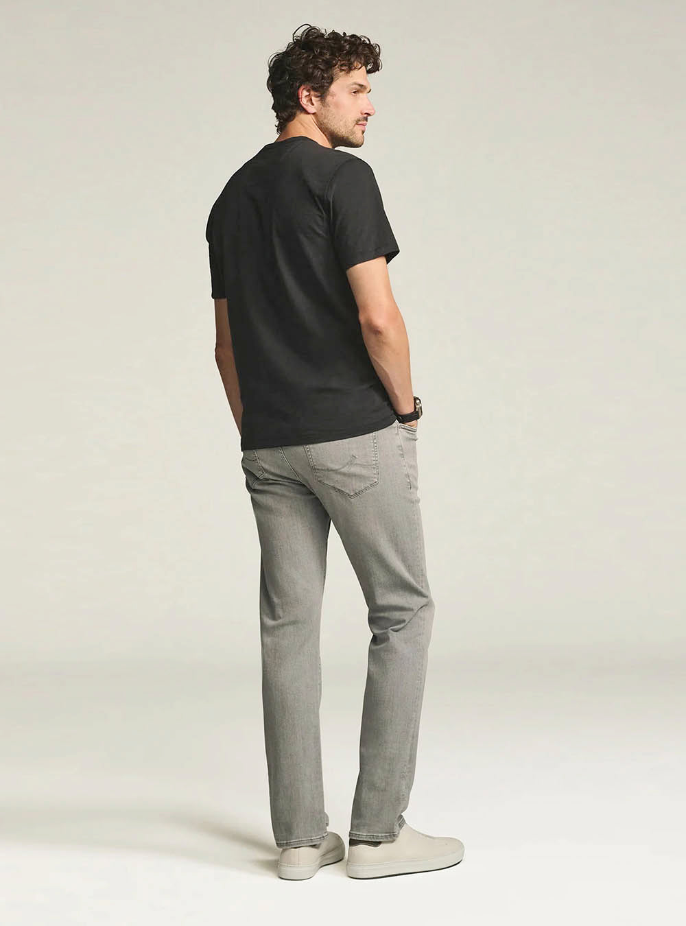 34 Heritage Courage Straight Leg Jeans - Light Grey Organic Ultra