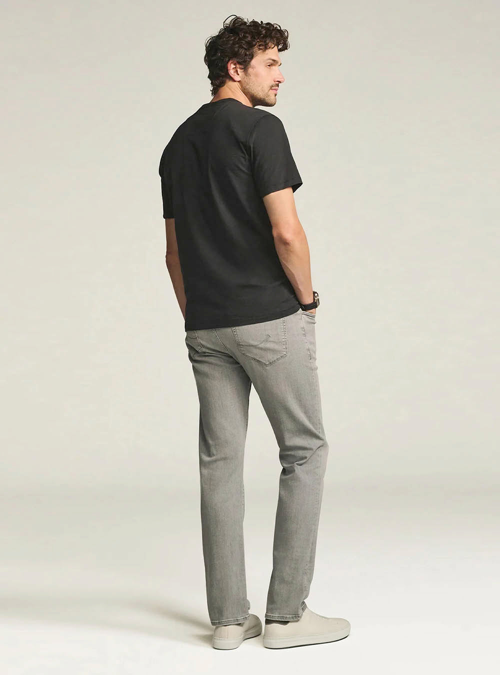34 Heritage Courage Straight Leg Jeans - Light Grey Organic Ultra