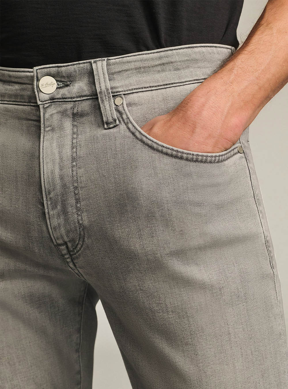 34 Heritage Courage Straight Leg Jeans - Light Grey Organic Ultra