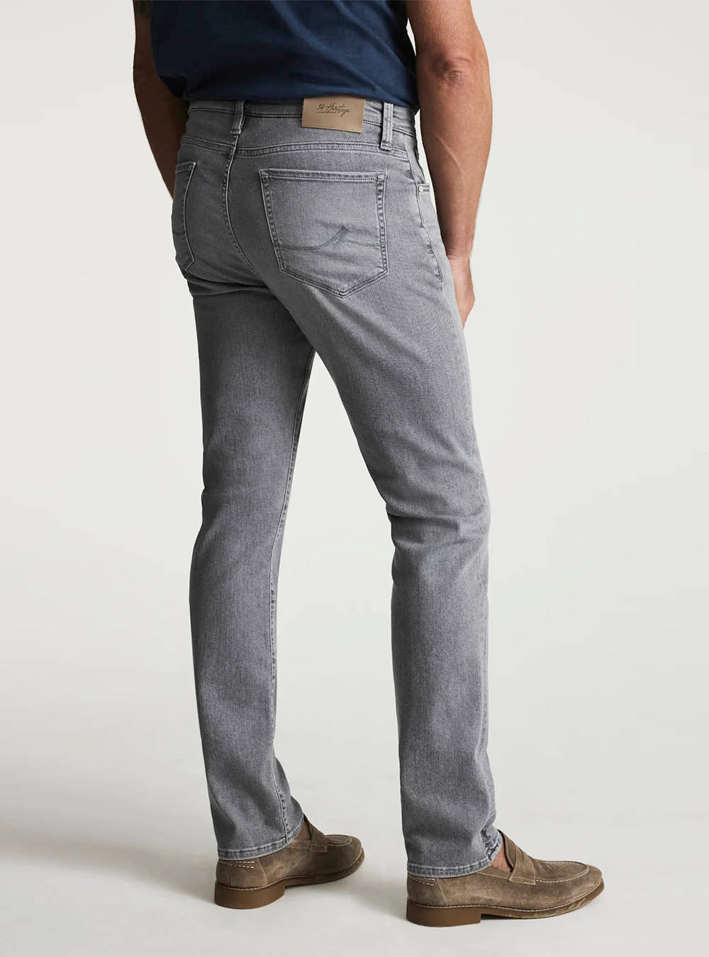 34 Heritage Courage Straight Leg Jeans - Light Smoke Brushed Urban