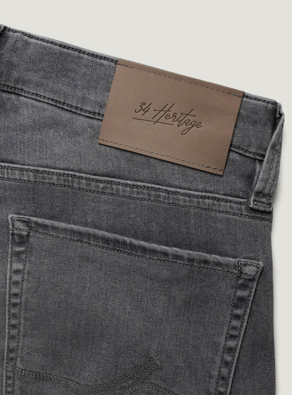 34 Heritage Courage Straight Leg Jeans - Light Smoke Brushed Urban