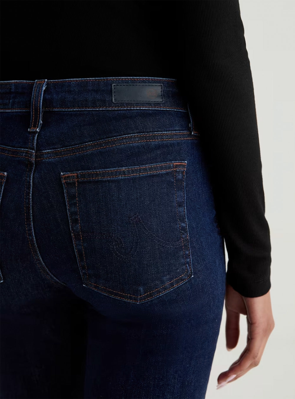 AG Mari Mid-Rise Slim Straight