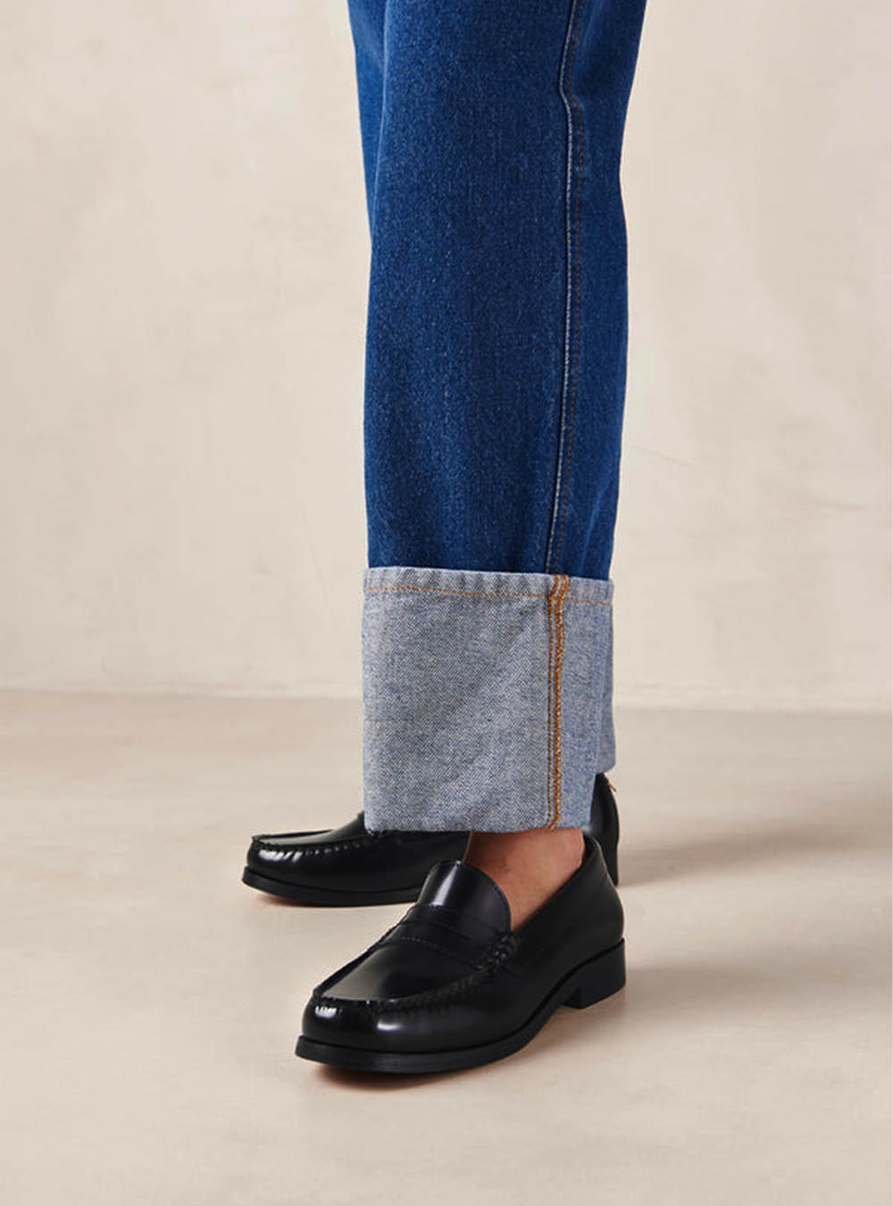 Alohas Rivet Black Leather Penny Loafers