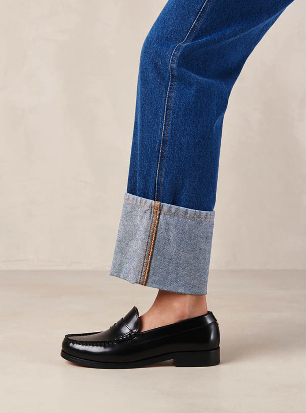 Alohas Rivet Black Leather Penny Loafers