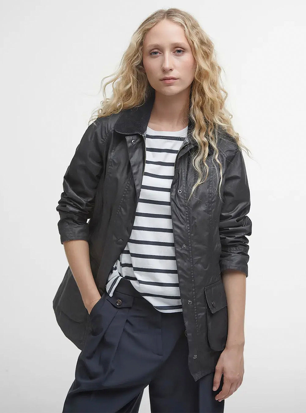 Barbour Beadnell Waxed Jacket - Black