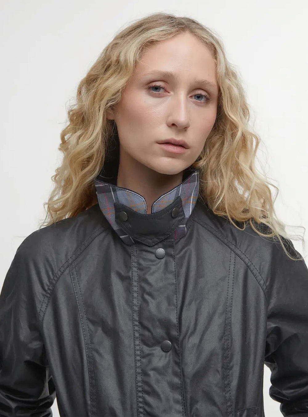 Barbour Beadnell Waxed Jacket - Black