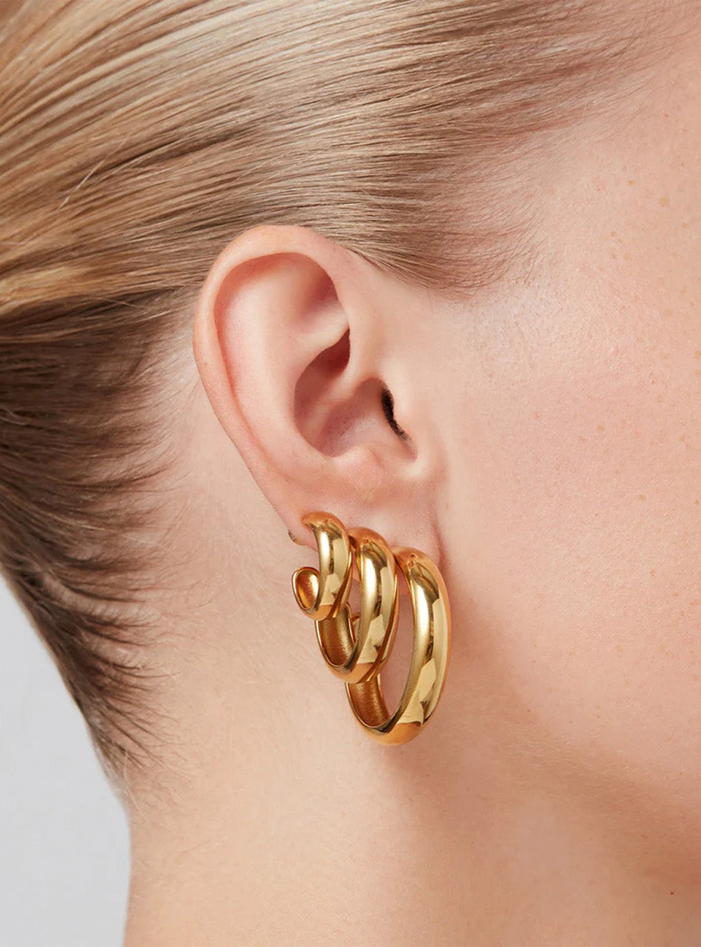 Jenny Bird Staple Hoop Earrings - Medium