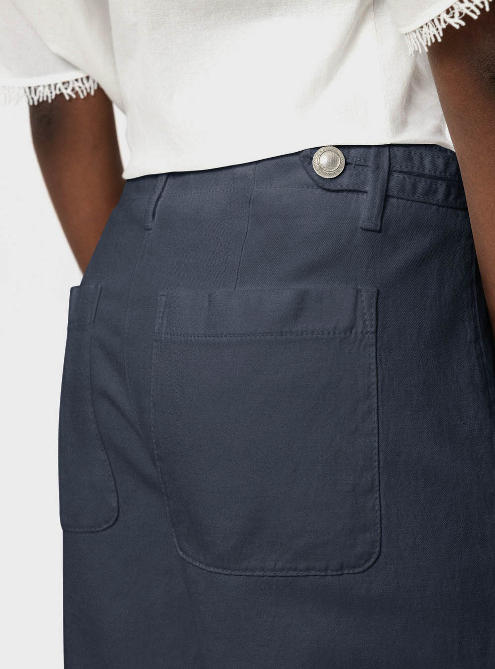 Luisa Cerano Bermuda Shorts in Linen Bend - Blue
