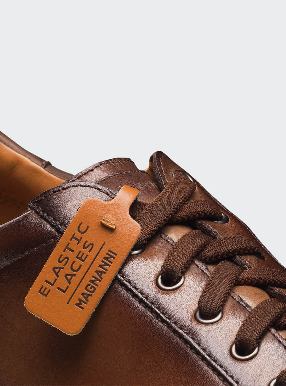 Magnanni Cote Lo Stretch-Lace - Brown