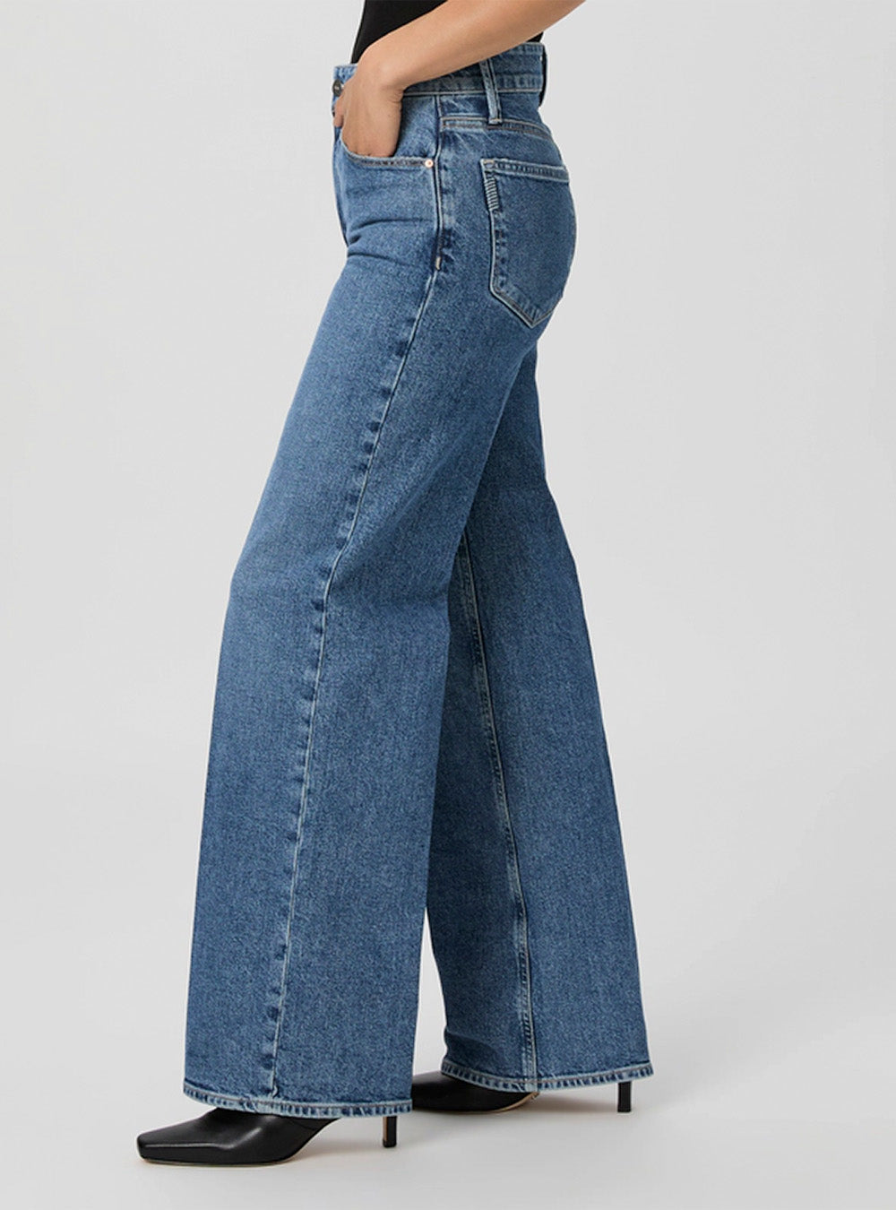 Paige Sasha 32" Wide Leg Jean - Moonchild