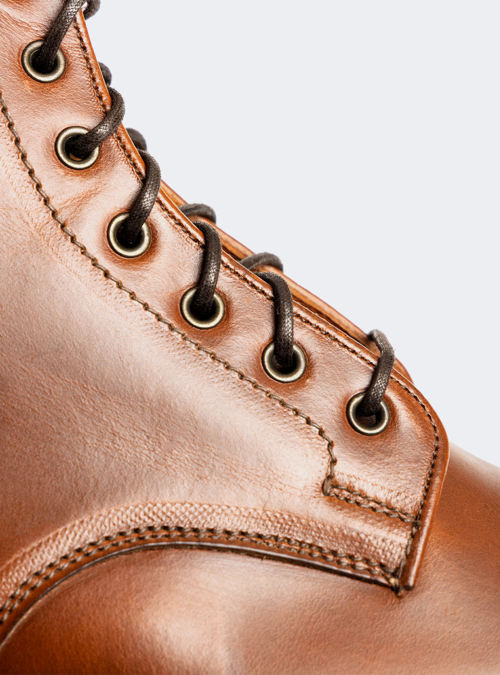 Sanders 2605 Toe-Cap Derby Boot - Tan Waxy Pull-Up Calf